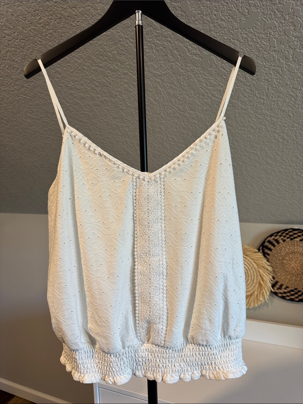 White House Black Market Ivory Eyelet Lace-Trim Camisole